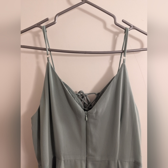 Lulu's Dress - Picture 8 of 10